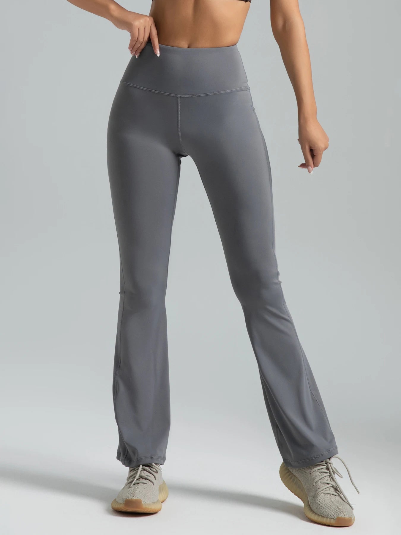 AMPLIFY FLARED LEGGINGS