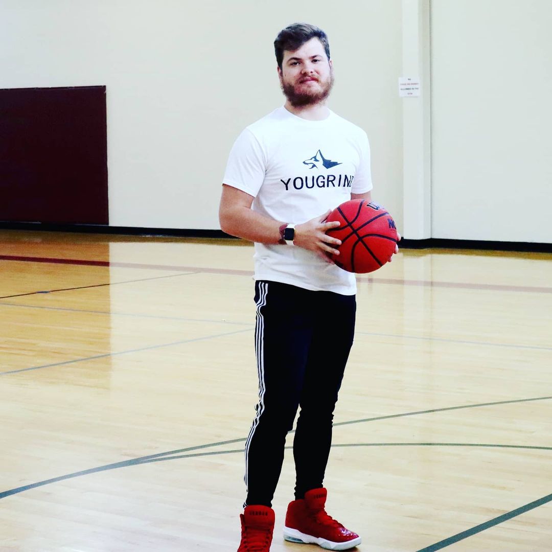PREMIUM PERFORMANCE T-SHIRT