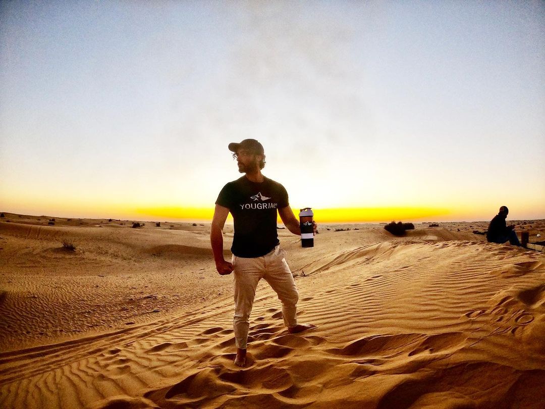 PREMIUM PERFORMANCE T-SHIRT